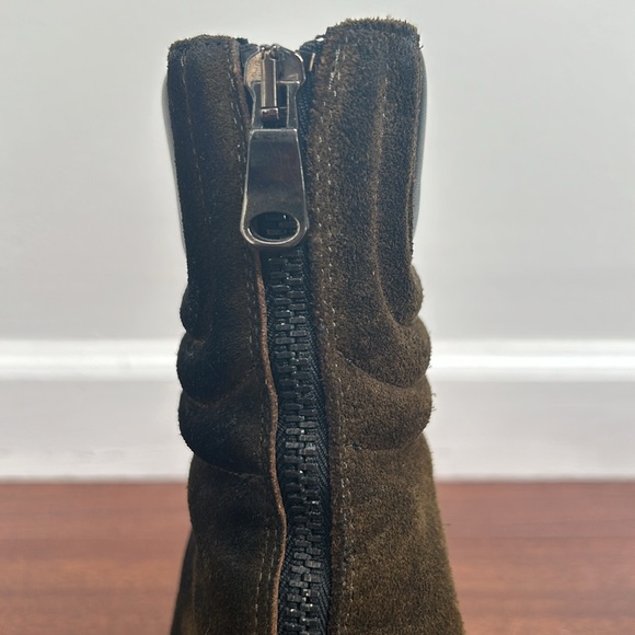 Emanuele Crasto suede zip booties | khaki - Picture 9 of 13